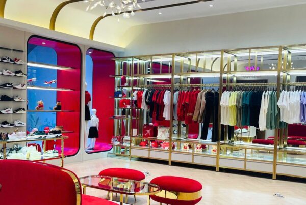 Sky Shop khai trương