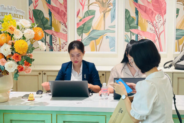 Menas Mall - Tiên phong trong ứng dụng công nghệ